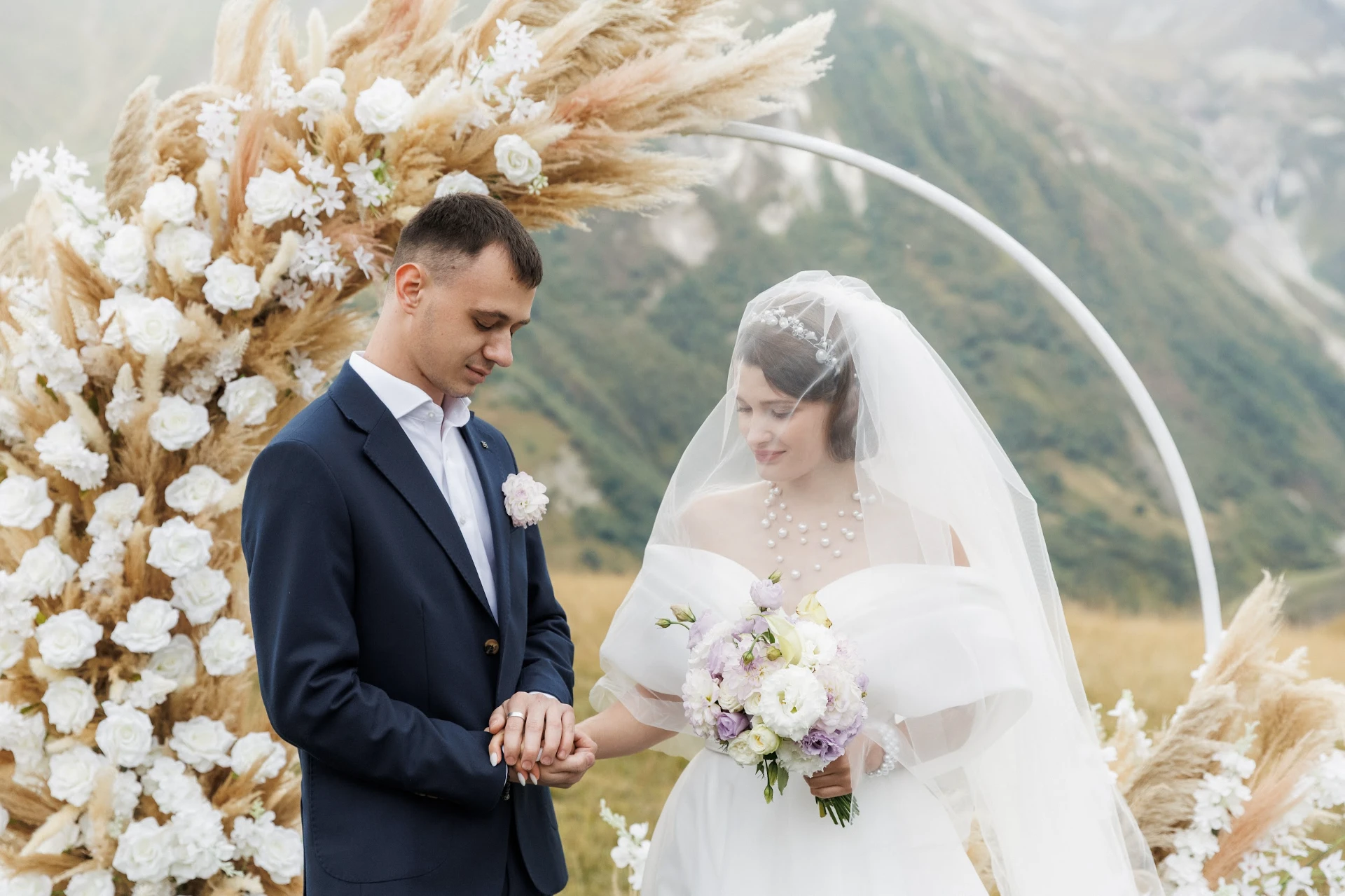 Wedding in the mountains of Gudauri Georgia with the wedding agency LETO 55