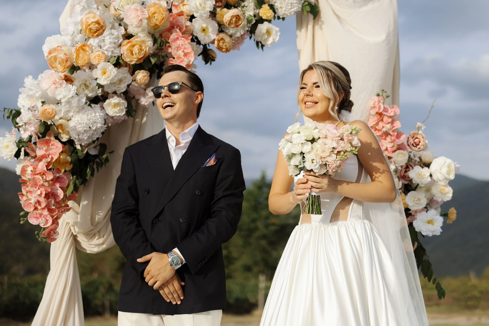 Wedding on the vineyards for international couples