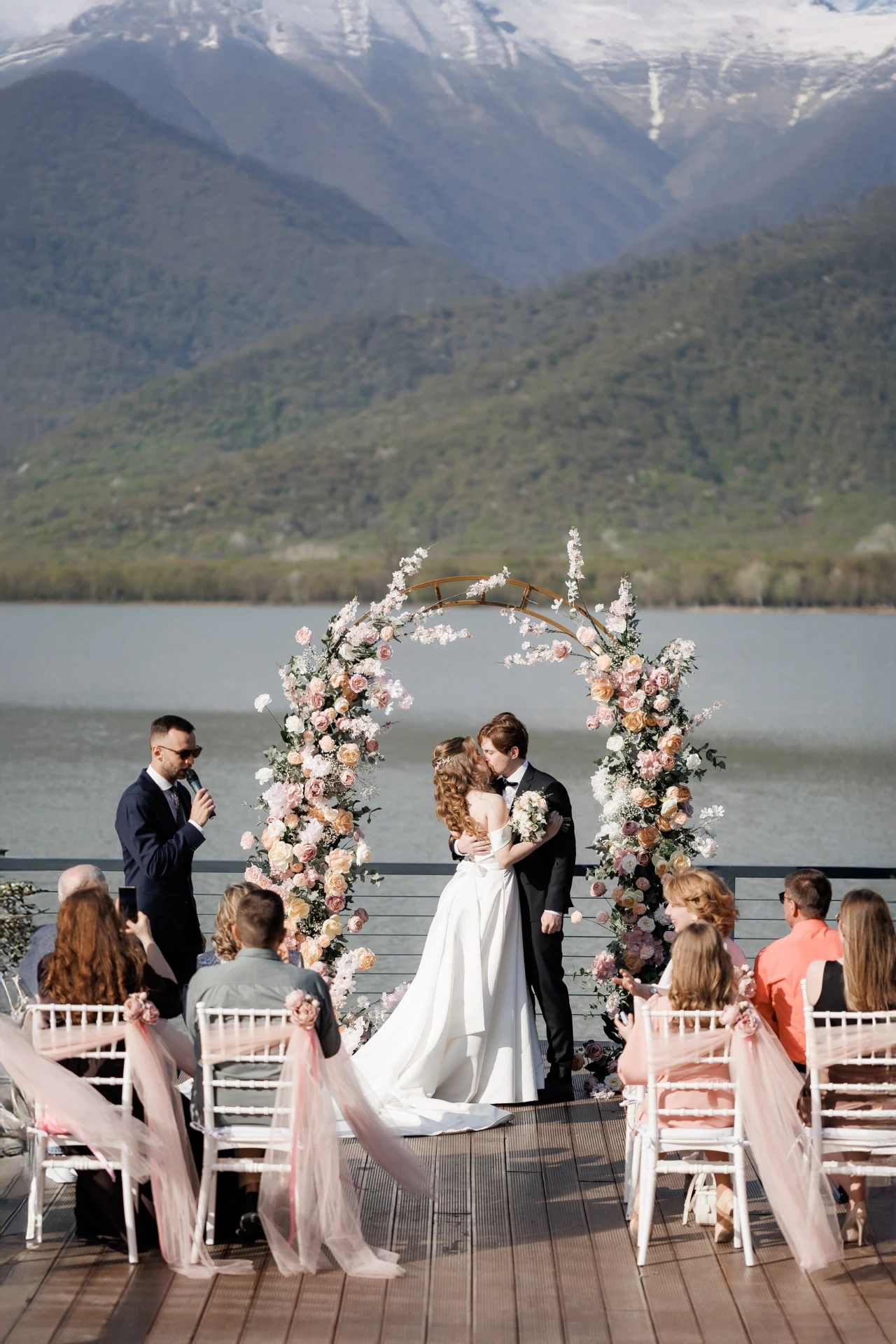 Outdoor wedding ceremony in Georgia with LETO agency 32