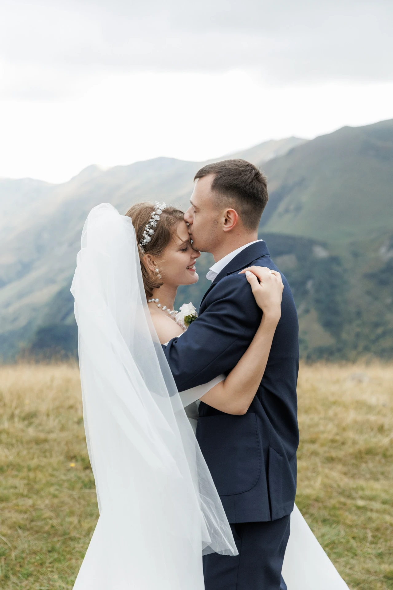 Wedding in the mountains of Gudauri Georgia with the wedding agency LETO 41
