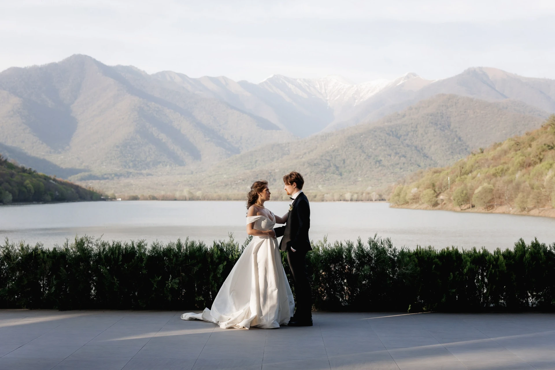 Outdoor wedding ceremony in Georgia with LETO agency 66