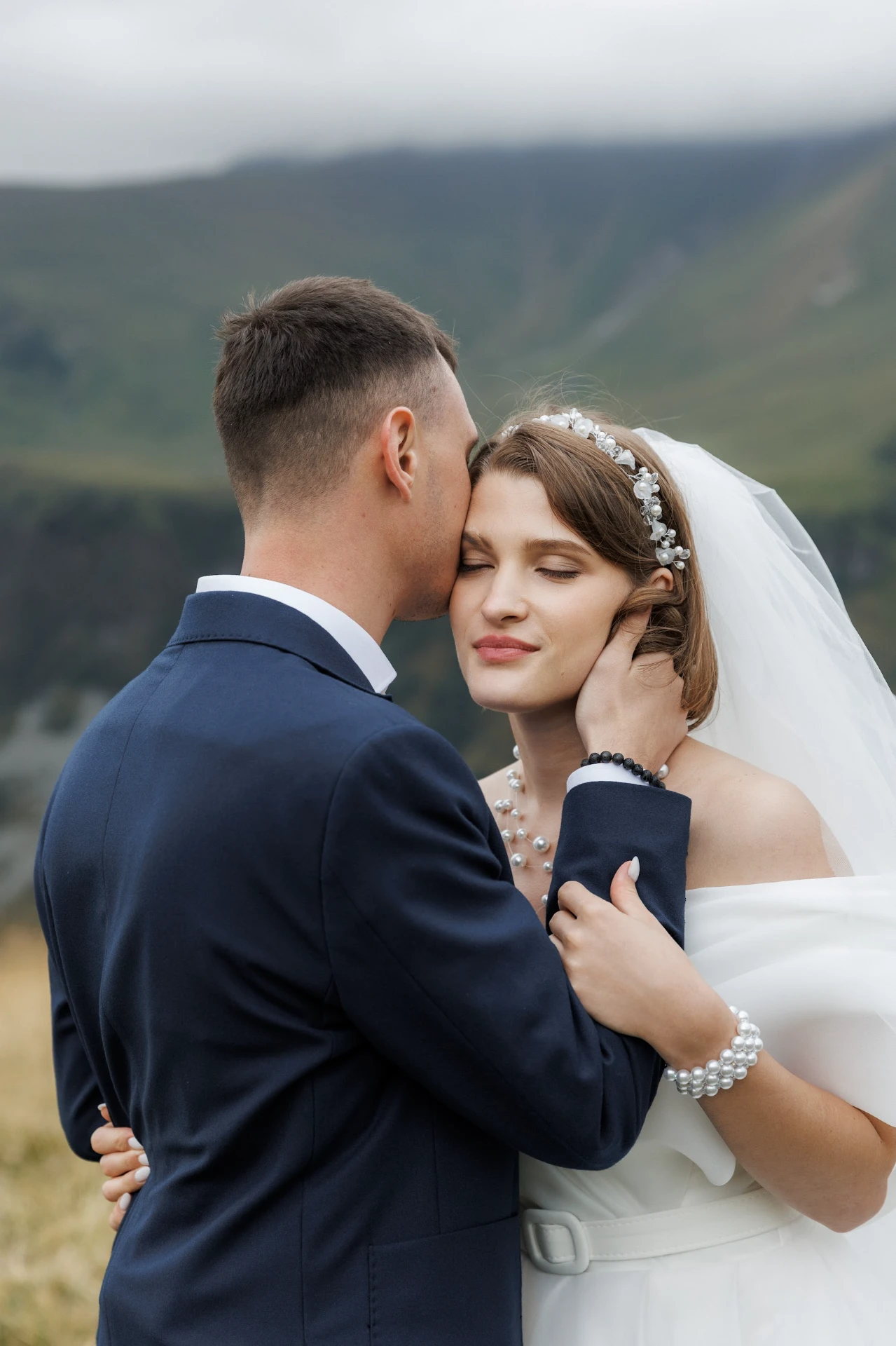 Wedding in the mountains of Gudauri Georgia with the wedding agency LETO 61